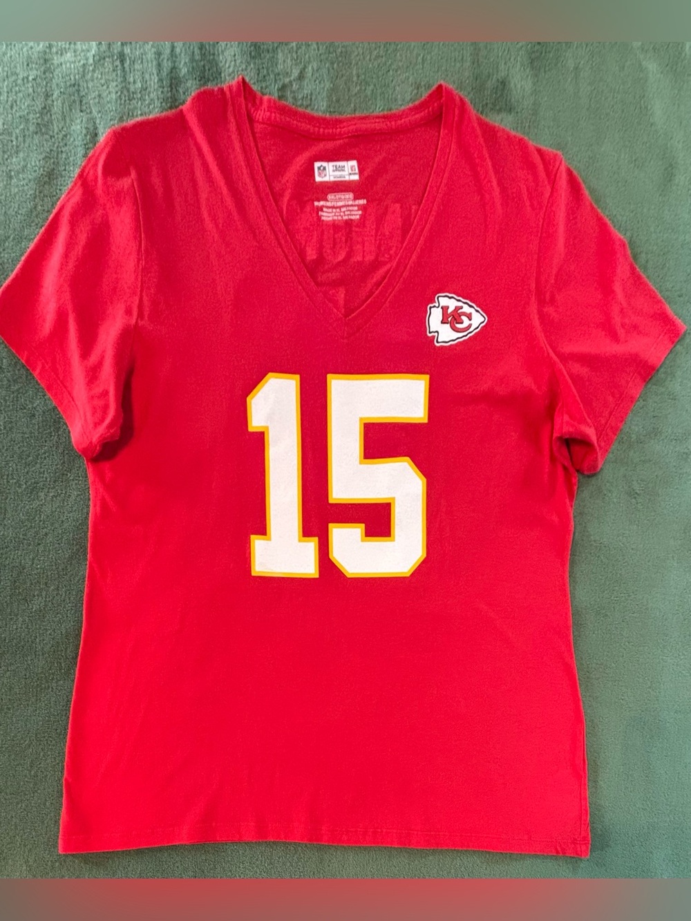 KC #15 Mahomes Red Ladies V-Neck Jersey Top, Size: XXL (6568)